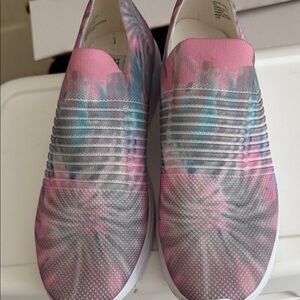 Steve Madden Pink and Gray Tie-Dye Slip-On Sneakers
